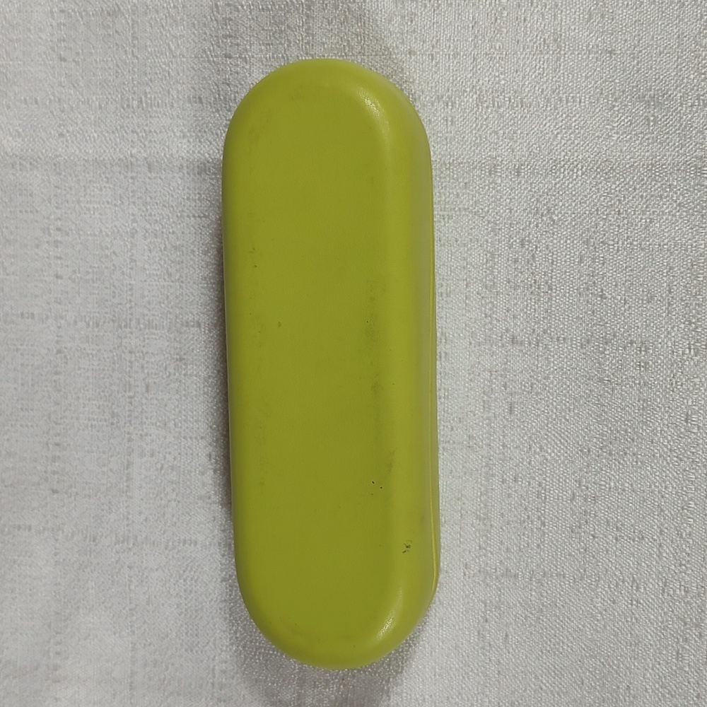 Ted Baker London Bright Lime Green Hard Glasses Case with Glasses Cleaning Towel - Picture 2 of 5